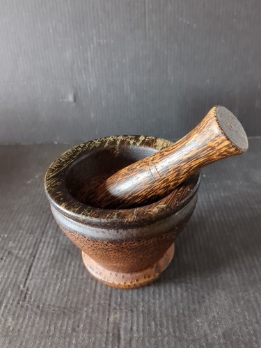 Small vintage dark wood - dark,