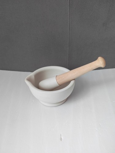 Mortar and pestle spice - and,